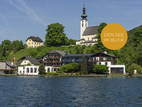 Hotel with lake view at Attersee